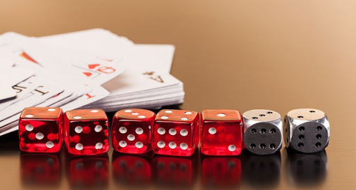 Being Smart in Choosing Gambling Sites Where You Can Play Online Casino